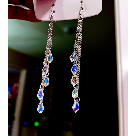 Long Aurora borealis earrings silver chain iridescent rainbow chandelier - Picture 1 of 4